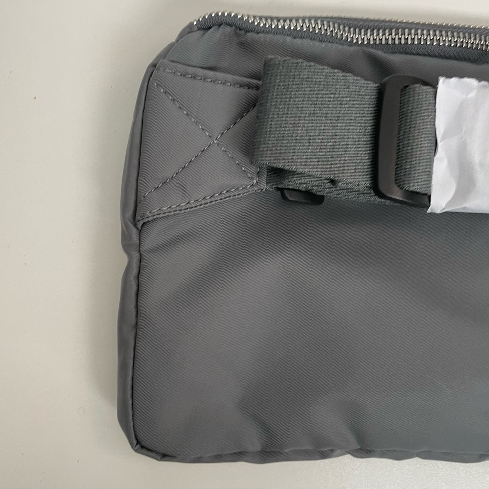 State Bag Lorimer Fanny Pack Belt Bag Zip Pocket Nylon Travel Grey Silver Unisex - Picture 5 of 13